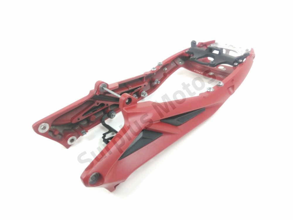 BOUCLE CADRE ARRIERE