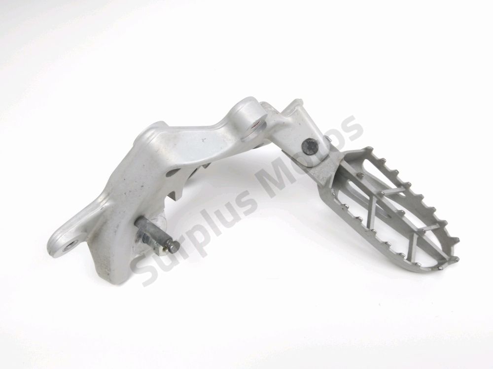 Platine avant gauche complete