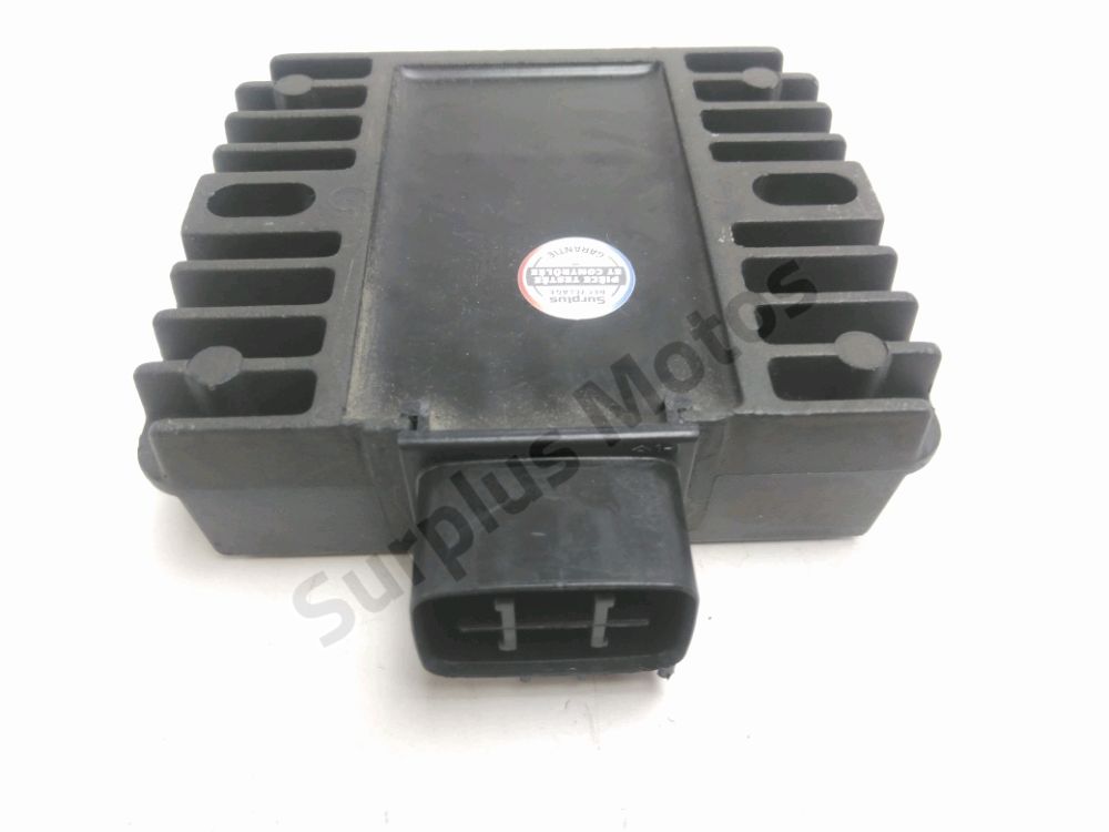 REGULATEUR DE TENSION