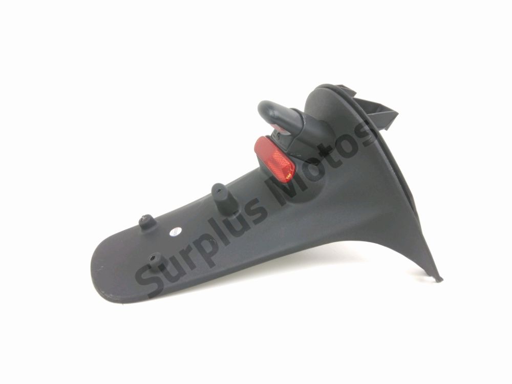 SUPPORT DE PLAQUE ET ECLAIRAGE