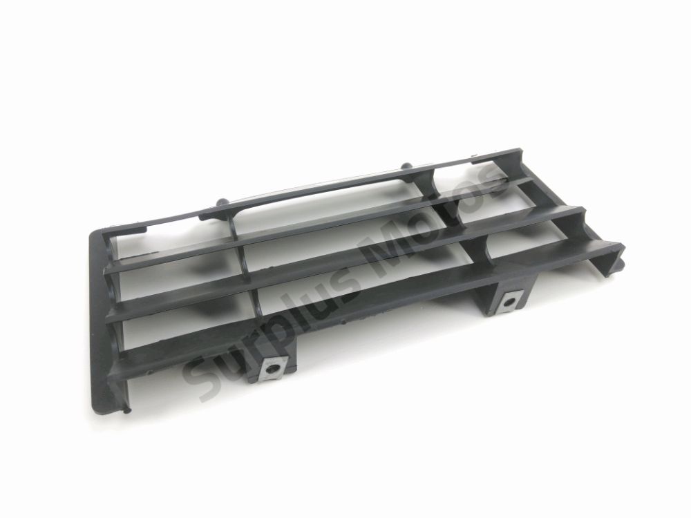 GRILLE DE RADIATEUR