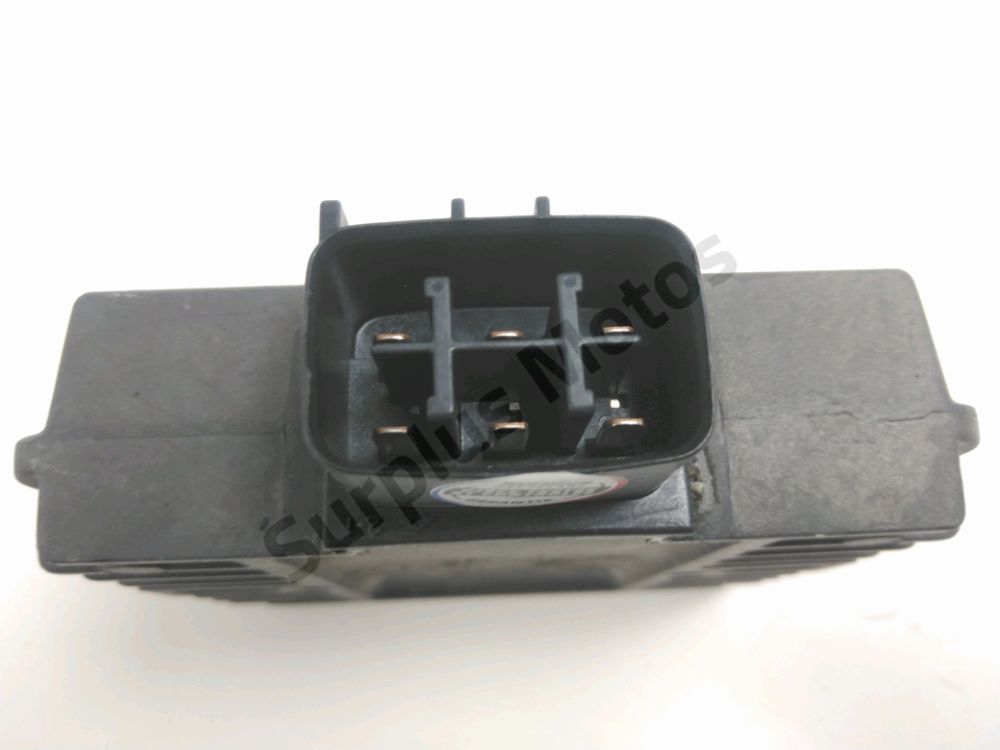 REGULATEUR DE TENSION