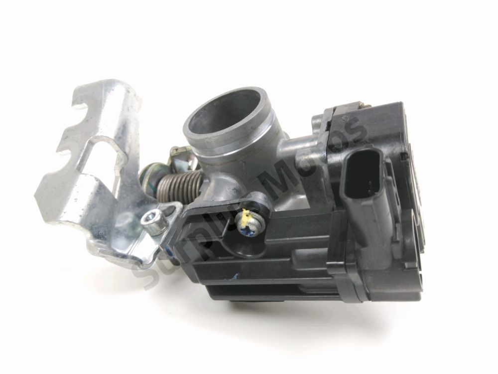 Corps d'injection droit