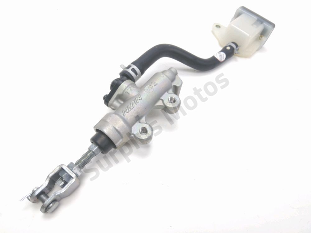 MAITRE CYLINDRE FREIN AR COMPLET