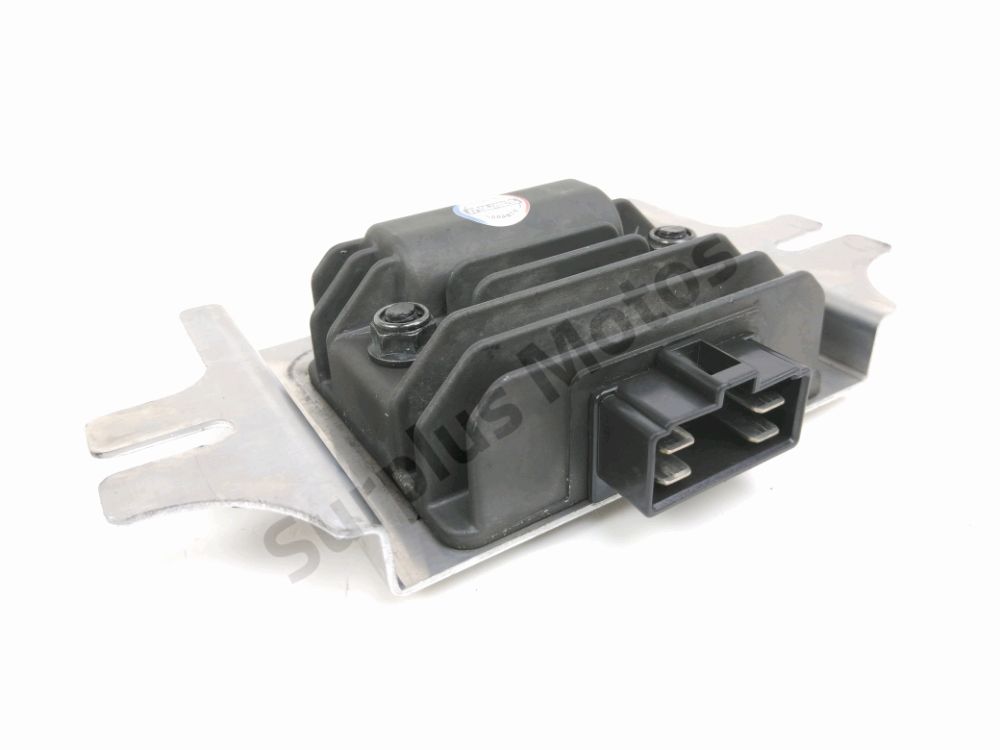 REGULATEUR DE TENSION
