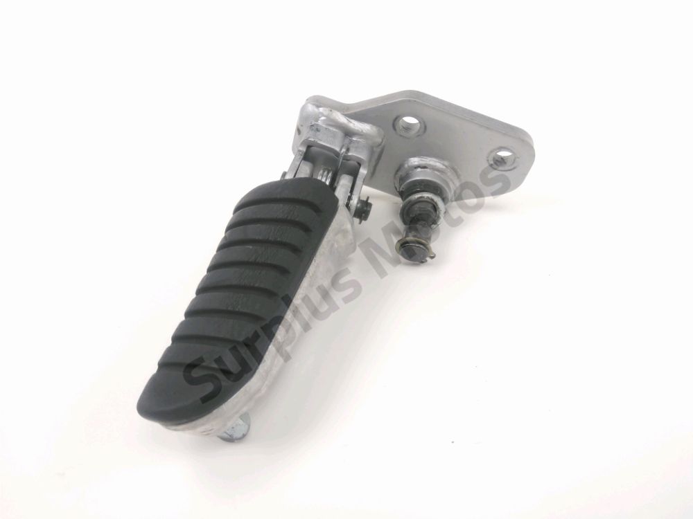 Platine avant gauche complete