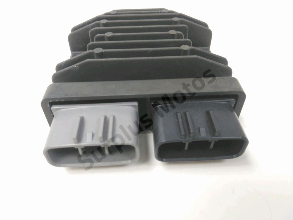 REGULATEUR DE TENSION