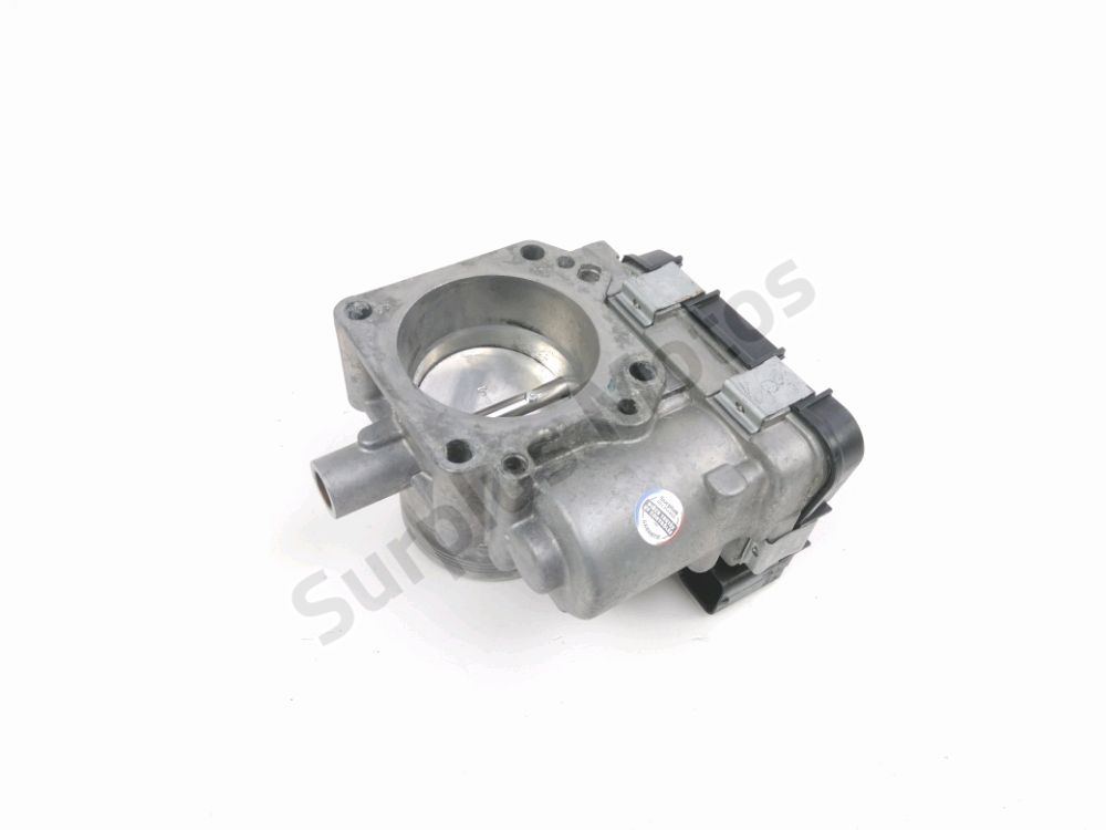 Corps d'injection droit