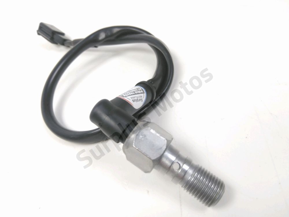 Contacteur de stop ar