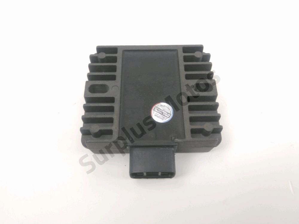 REGULATEUR DE TENSION