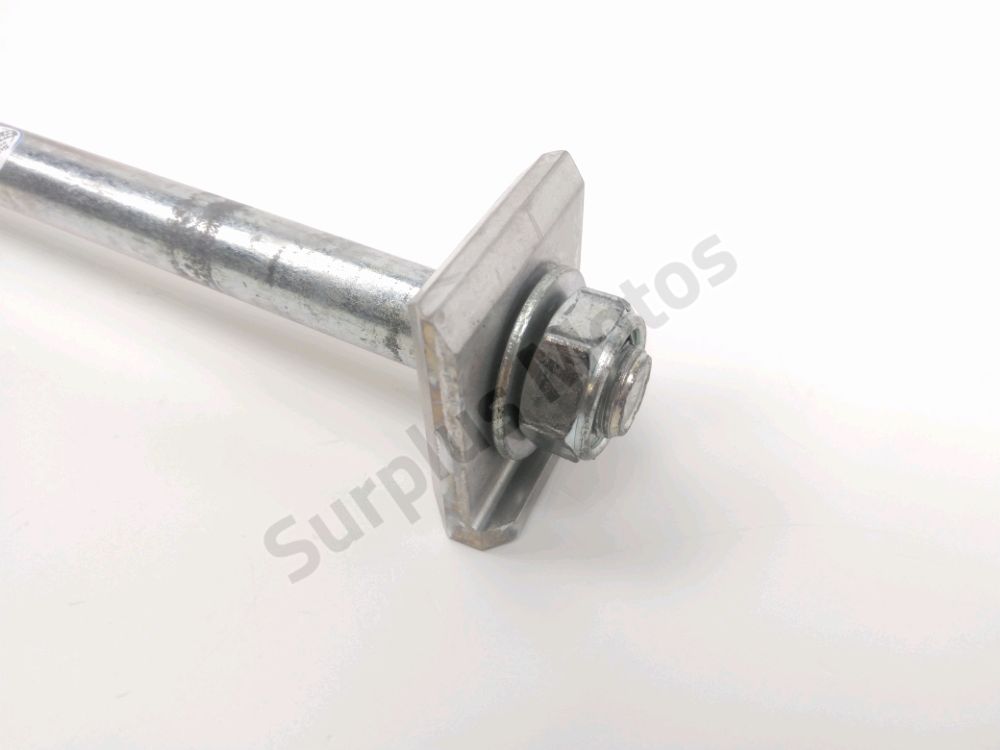 AXE DE ROUE ARRIERE
