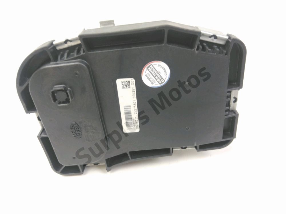 Corps d'injection droit