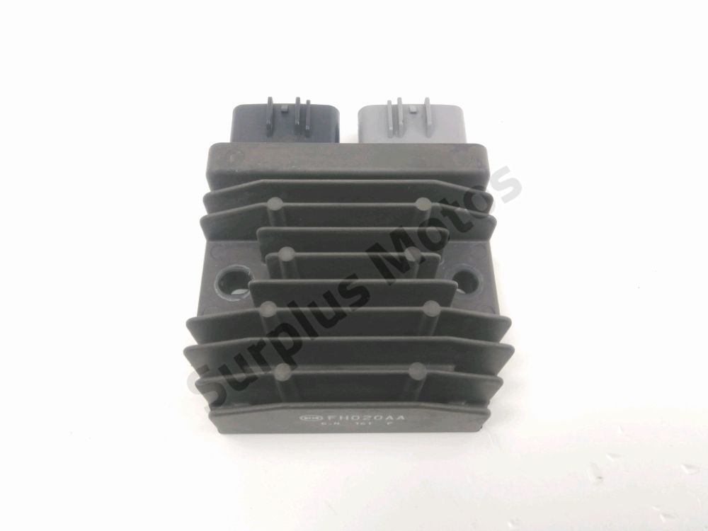 Regulateur de tension