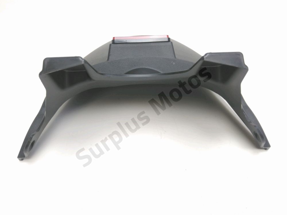 SUPPORT DE PLAQUE ET ECLAIRAGE