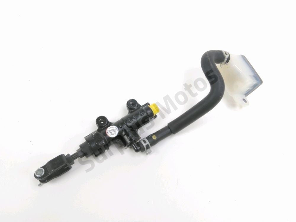 MAITRE CYLINDRE FREIN AR COMPLET