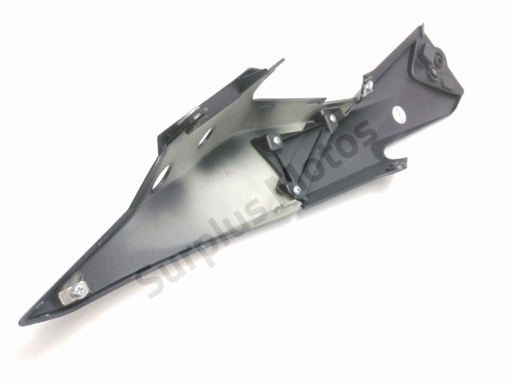 CARENAGE ARRIERE GAUCHE