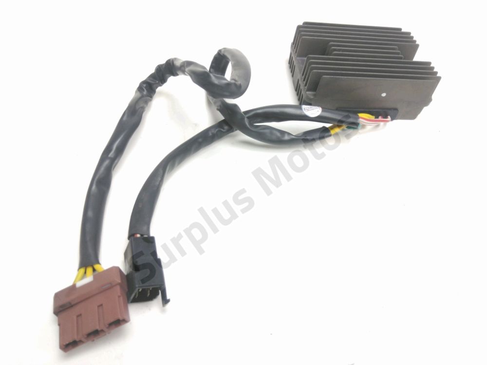 REGULATEUR DE TENSION