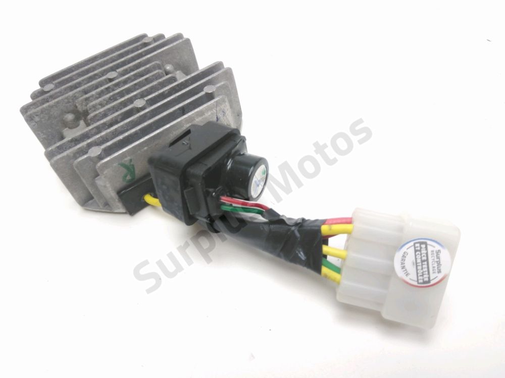 REGULATEUR DE TENSION