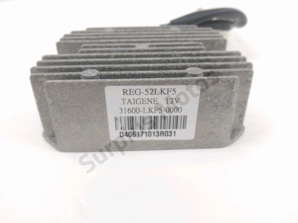 REGULATEUR DE TENSION