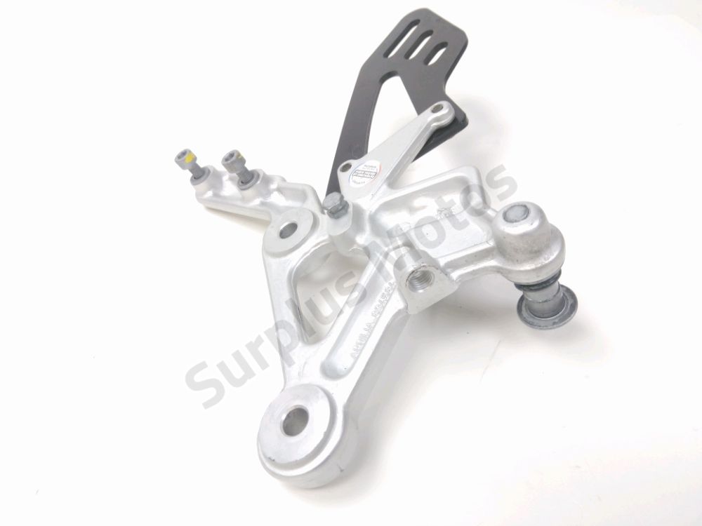 PLATINE AVANT DROITE COMPLETE