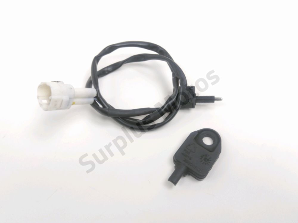 CONTACTEUR DE STOP AR