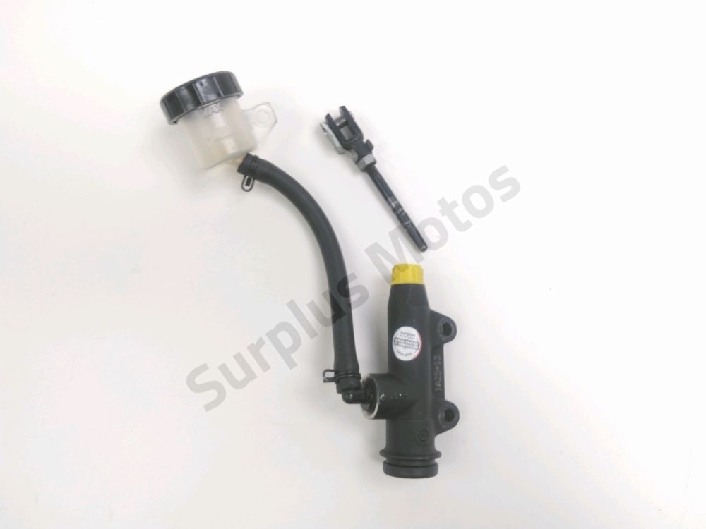 MAITRE CYLINDRE FREIN AR COMPLET