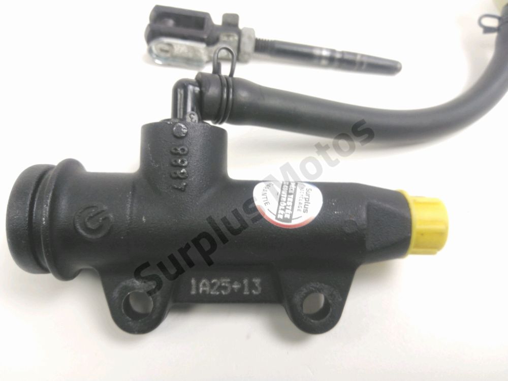 MAITRE CYLINDRE FREIN AR COMPLET