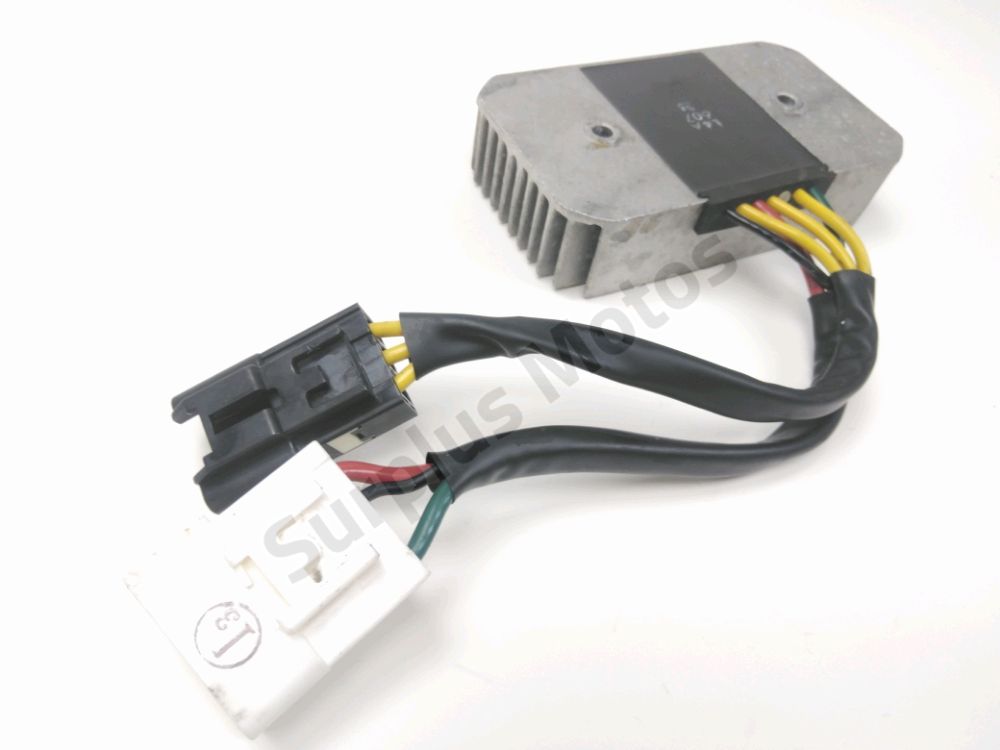 REGULATEUR DE TENSION