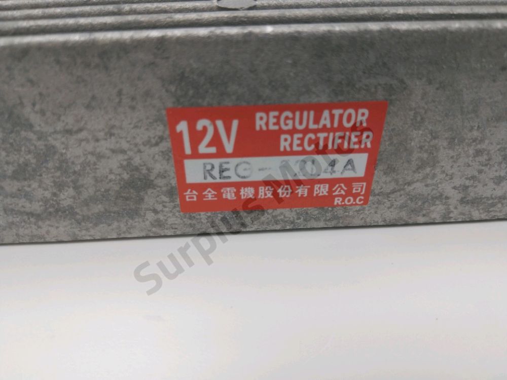REGULATEUR DE TENSION