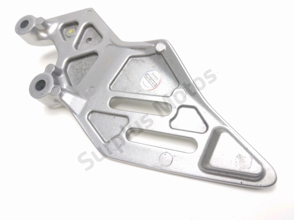 PLATINE AVANT GAUCHE