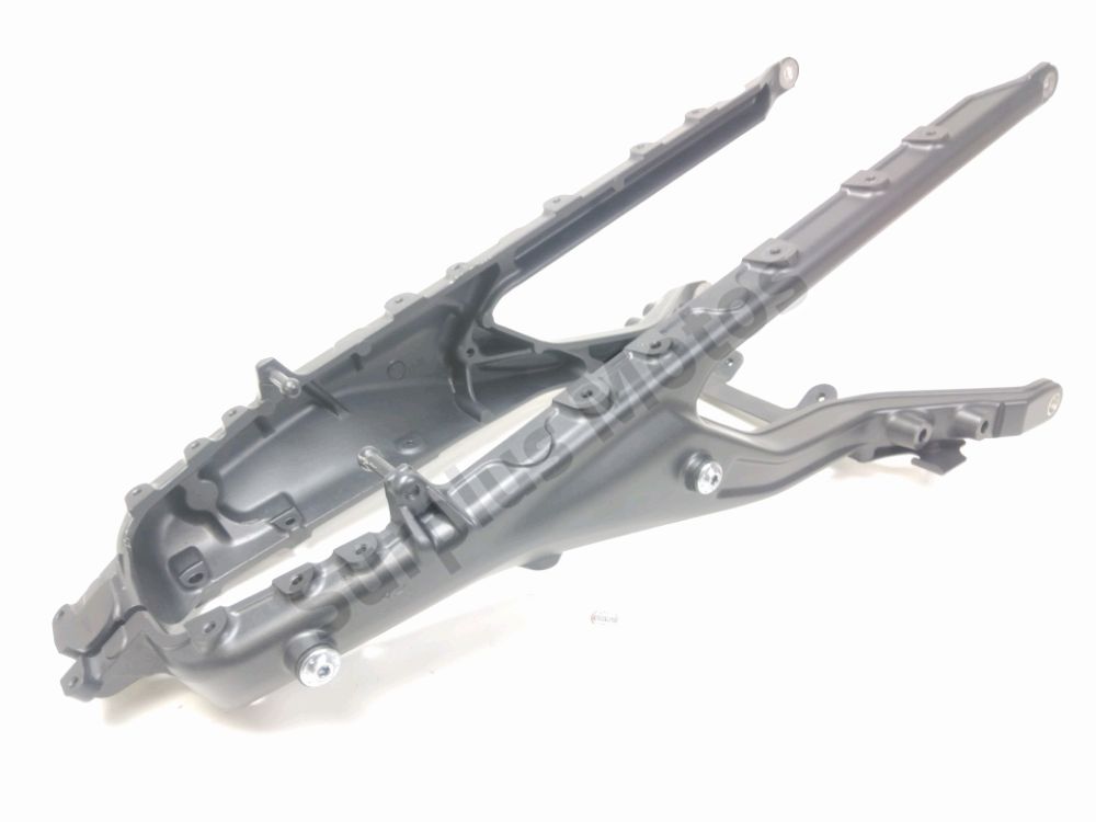 BOUCLE CADRE ARRIERE