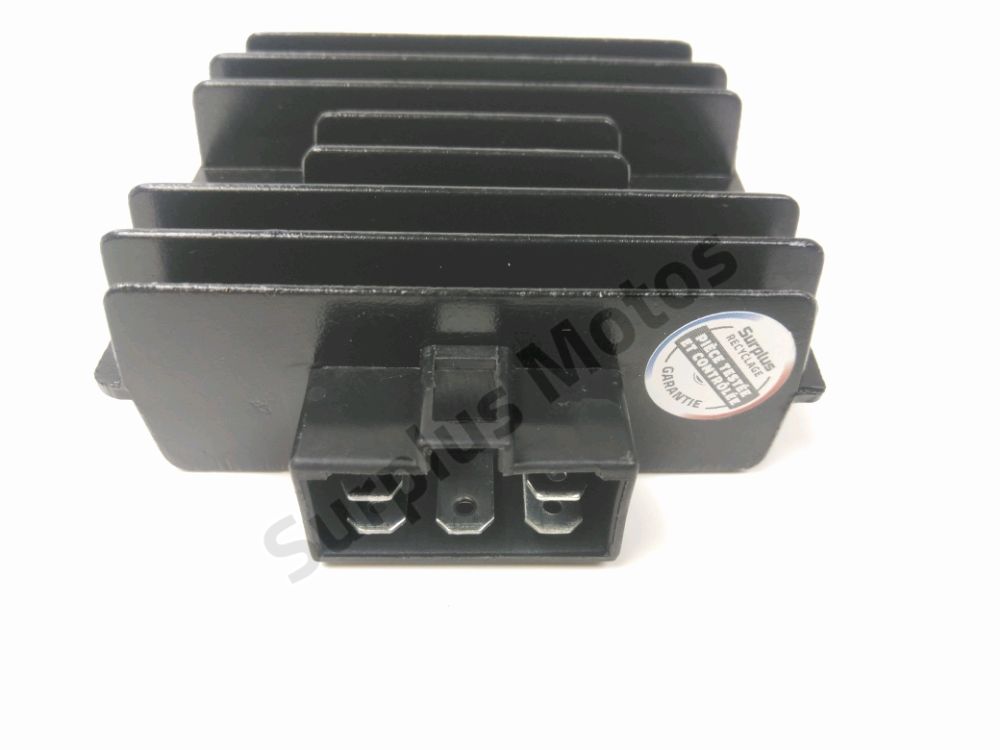 REGULATEUR DE TENSION