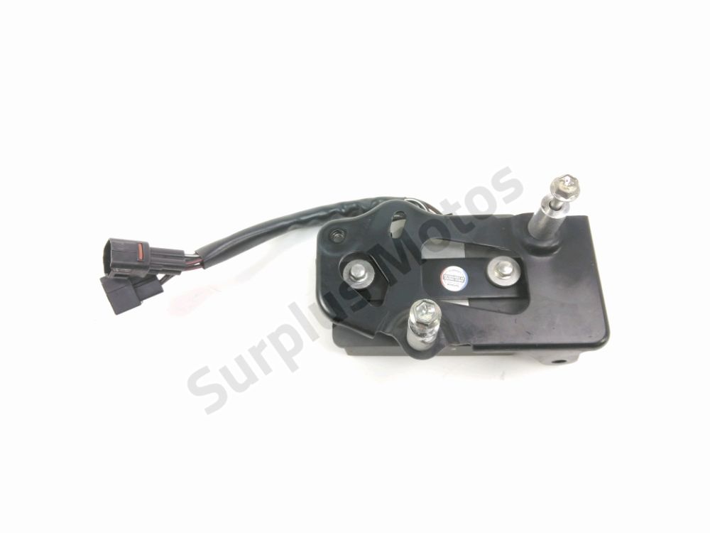 REGULATEUR DE TENSION