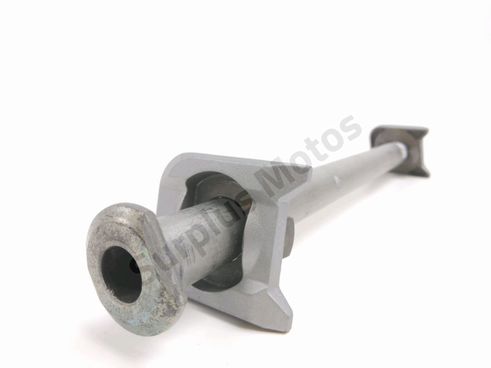 AXE DE ROUE ARRIERE