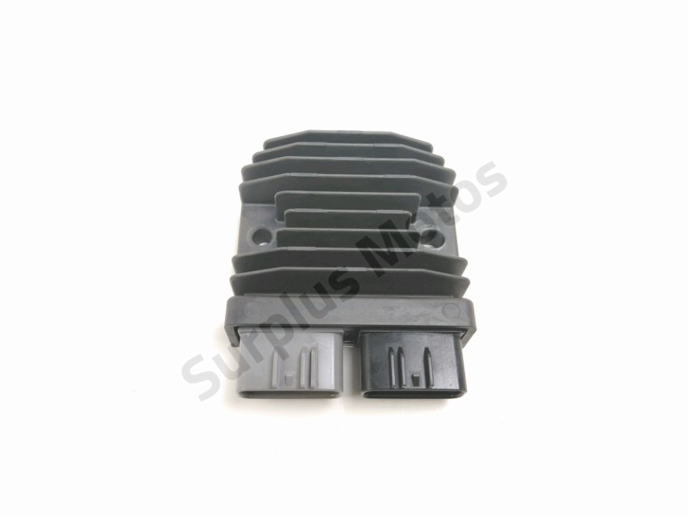 REGULATEUR DE TENSION