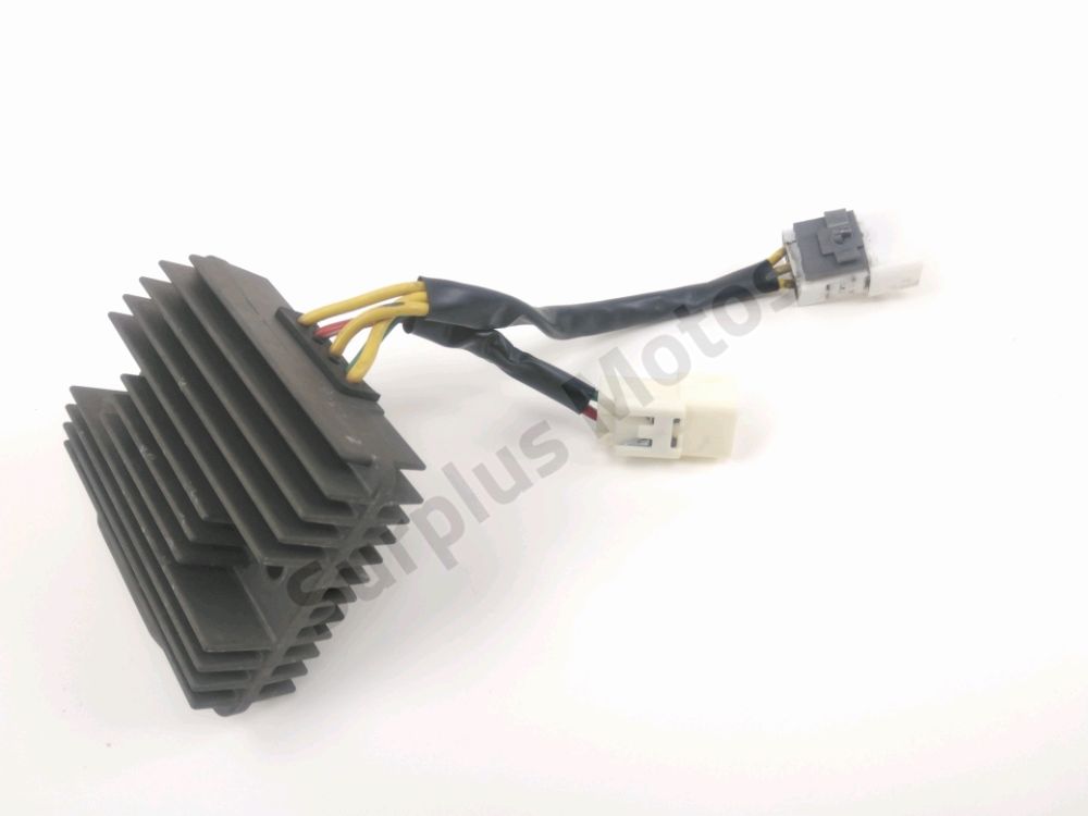 REGULATEUR DE TENSION