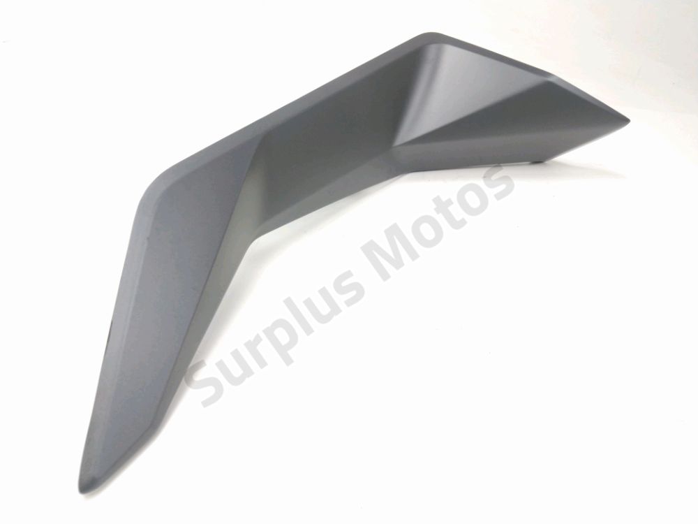 CACHE LATERAL GAUCHE