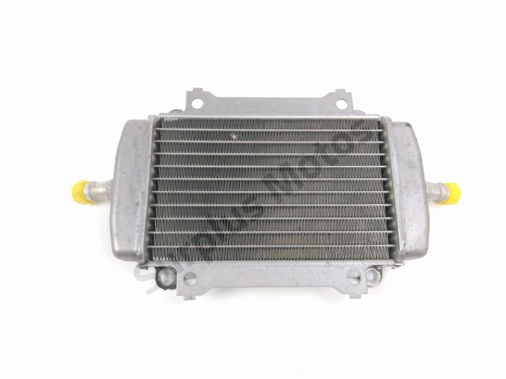 RADIATEUR EAU GAUCHE