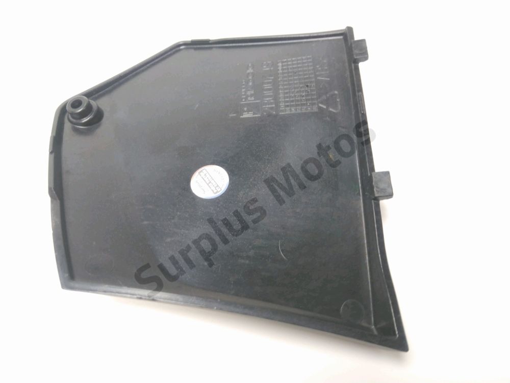 CACHE LATERAL GAUCHE