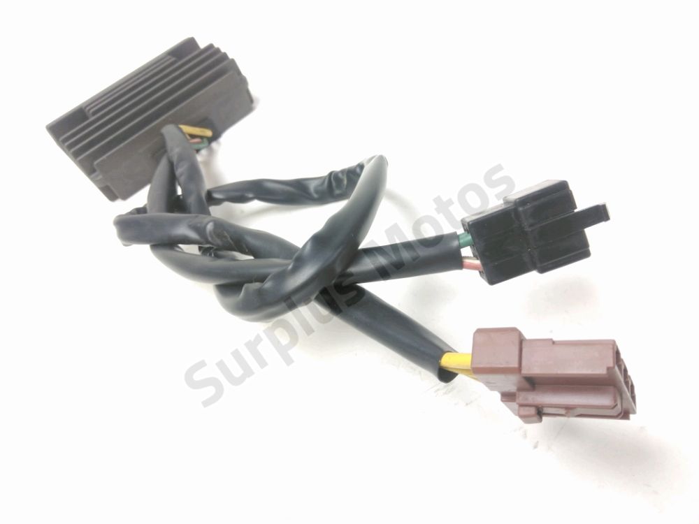 REGULATEUR DE TENSION
