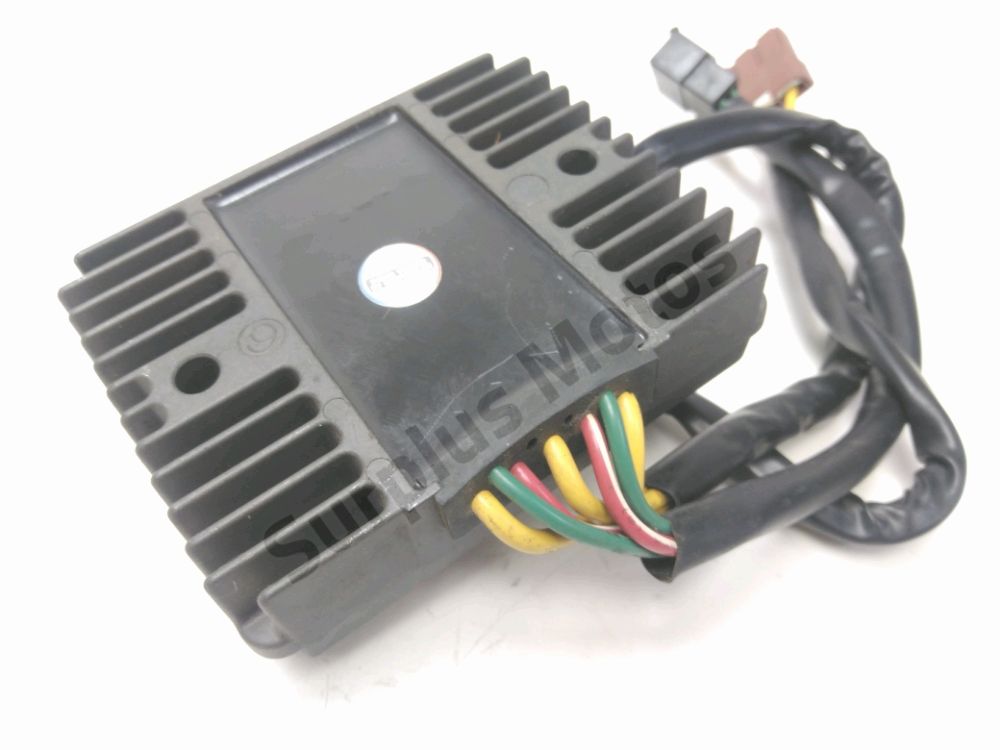 REGULATEUR DE TENSION