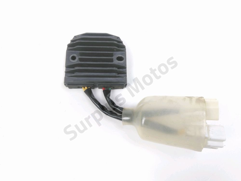 REGULATEUR DE TENSION
