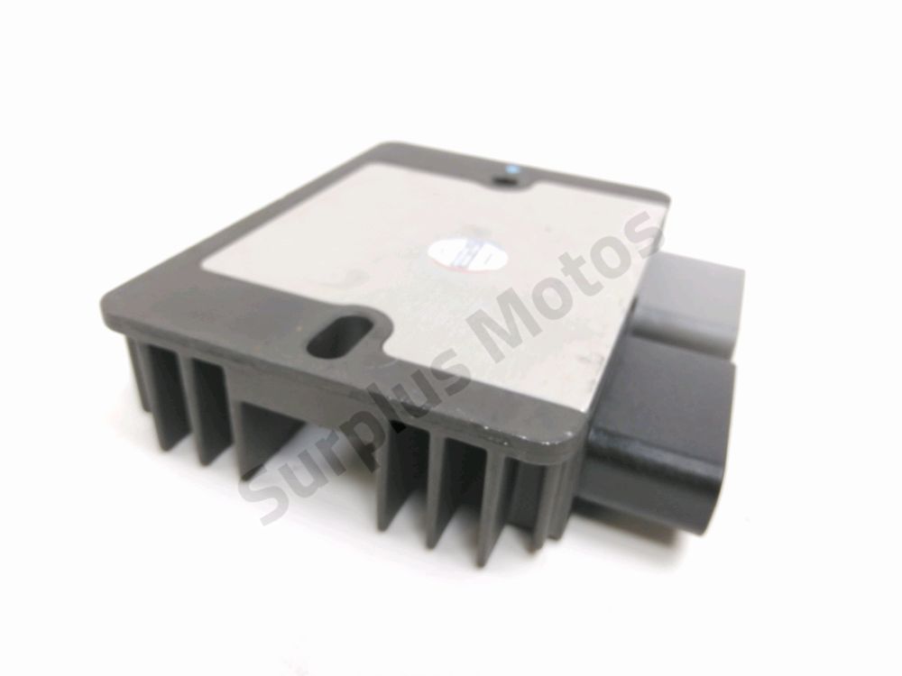 REGULATEUR DE TENSION