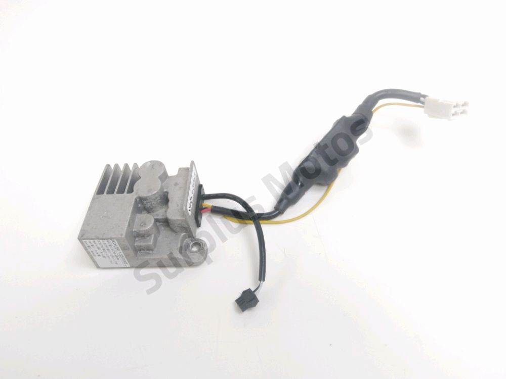 REGULATEUR DE TENSION