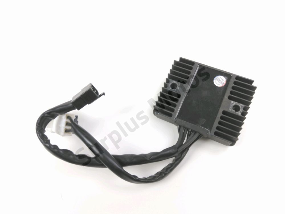 REGULATEUR DE TENSION