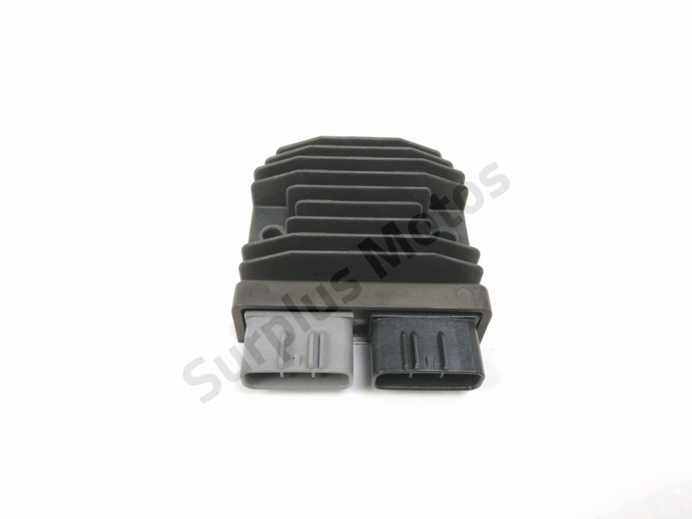 REGULATEUR DE TENSION