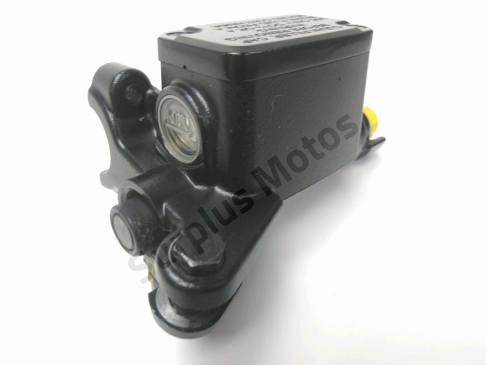 MAITRE CYLINDRE FREIN AV COMPLET