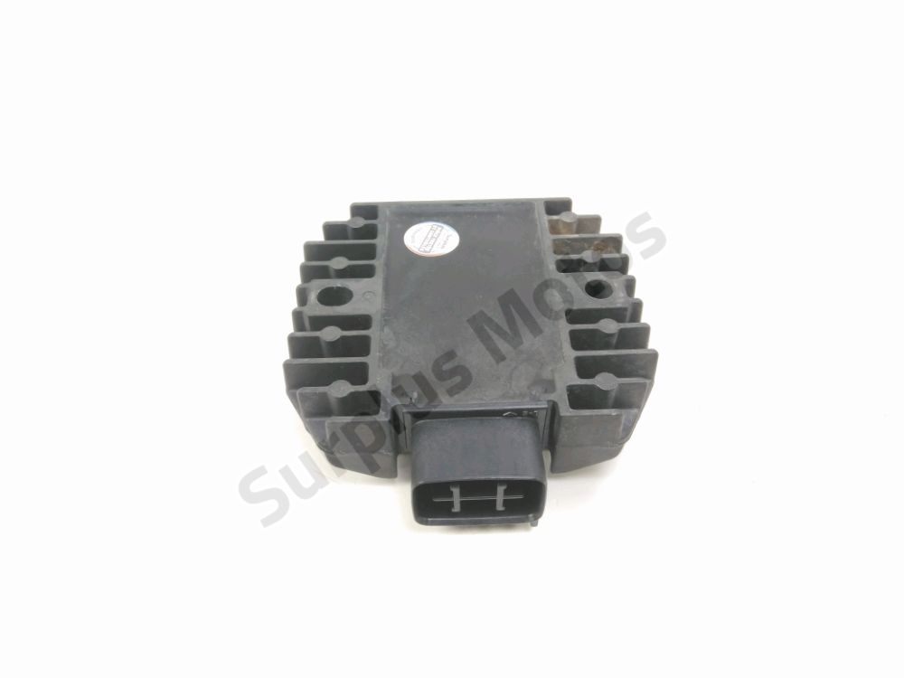 REGULATEUR DE TENSION