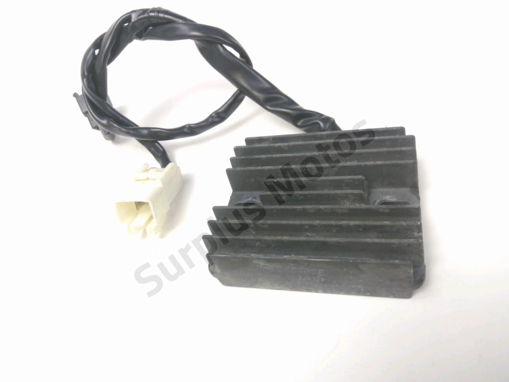 Regulateur de tension