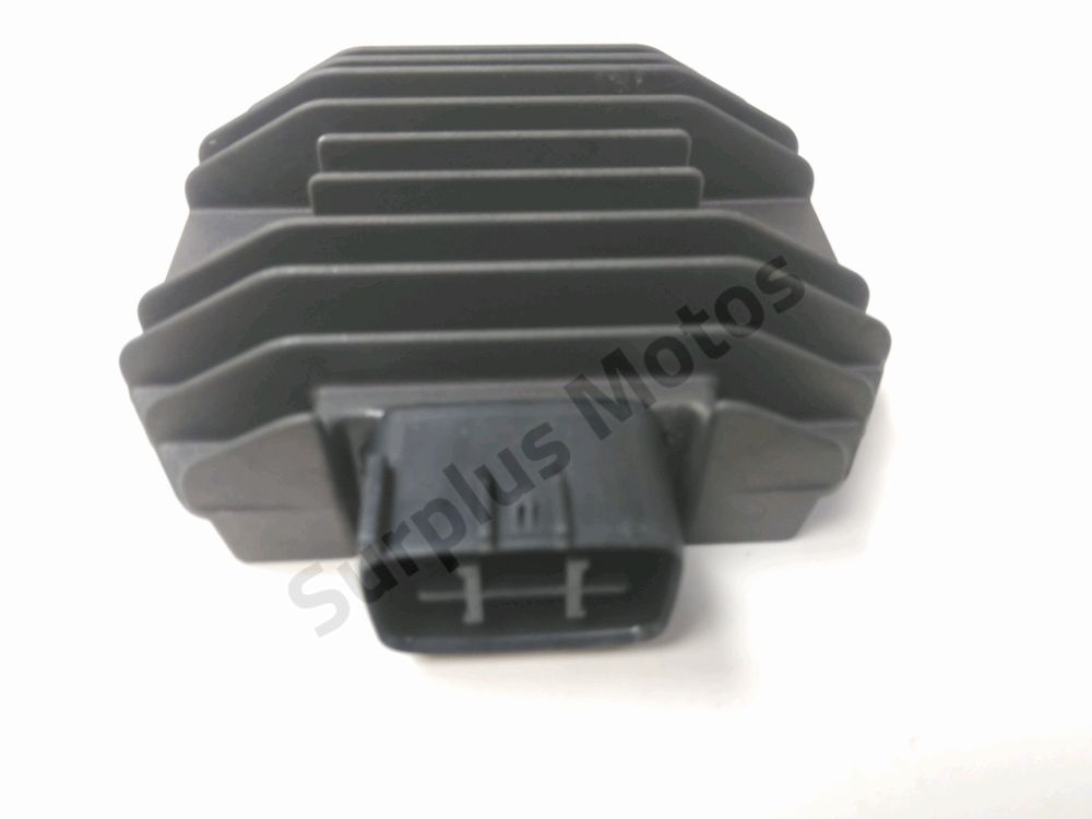 REGULATEUR DE TENSION